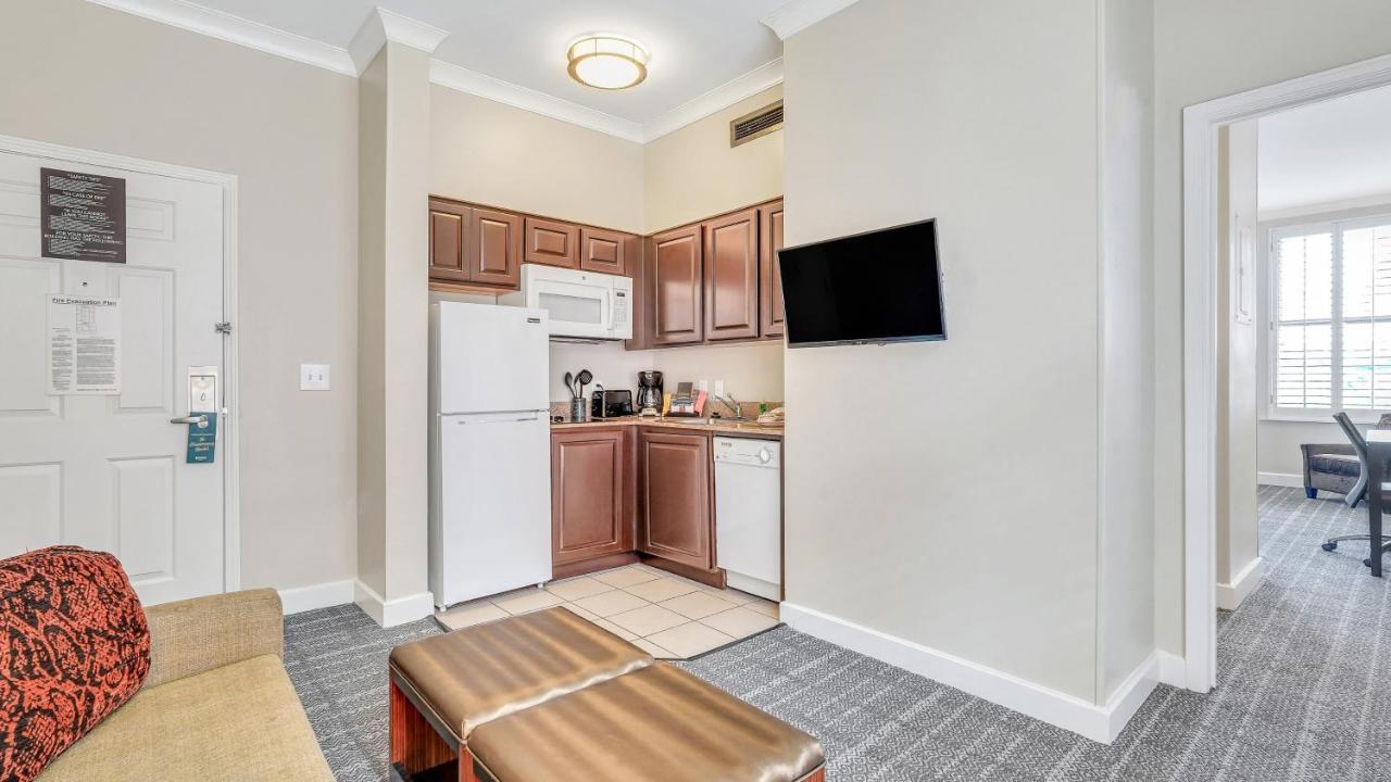 Staybridge Suites Savannah Historic District By Ihg Eksteriør billede