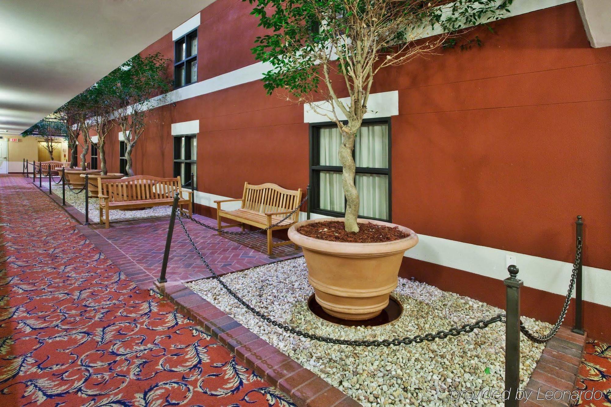 Staybridge Suites Savannah Historic District By Ihg Eksteriør billede
