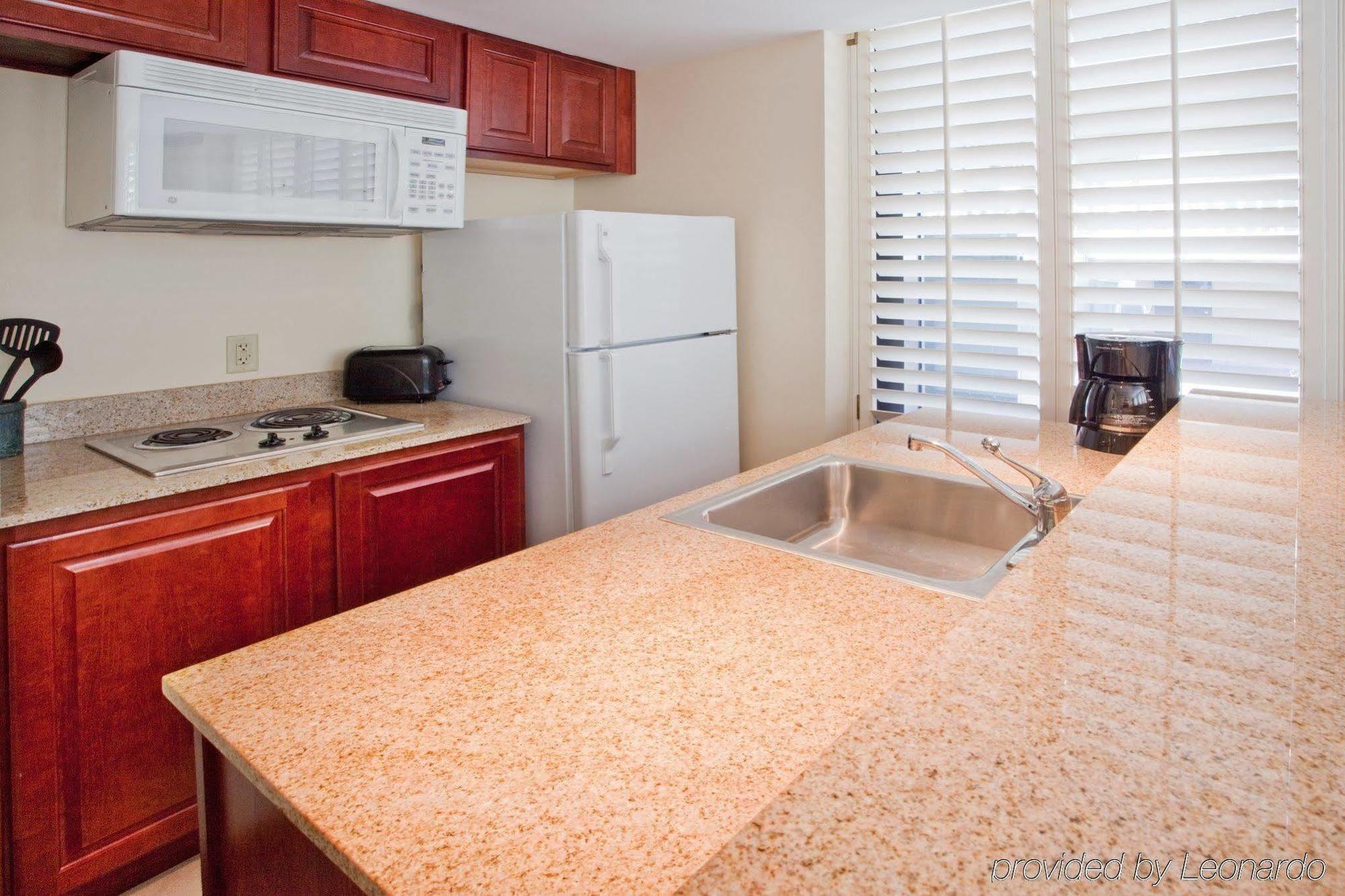 Staybridge Suites Savannah Historic District By Ihg Værelse billede
